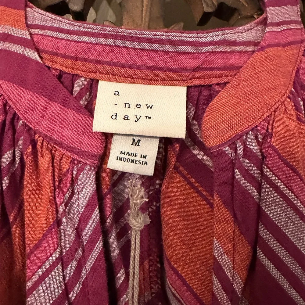 A New Day Tie Waist Striped Dress NWT
SZ M - Picture 3 of 5